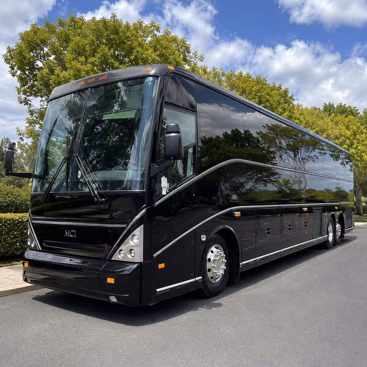 what makes sunnyvale airport shuttle services worth booking through busrentalsunnyvale com